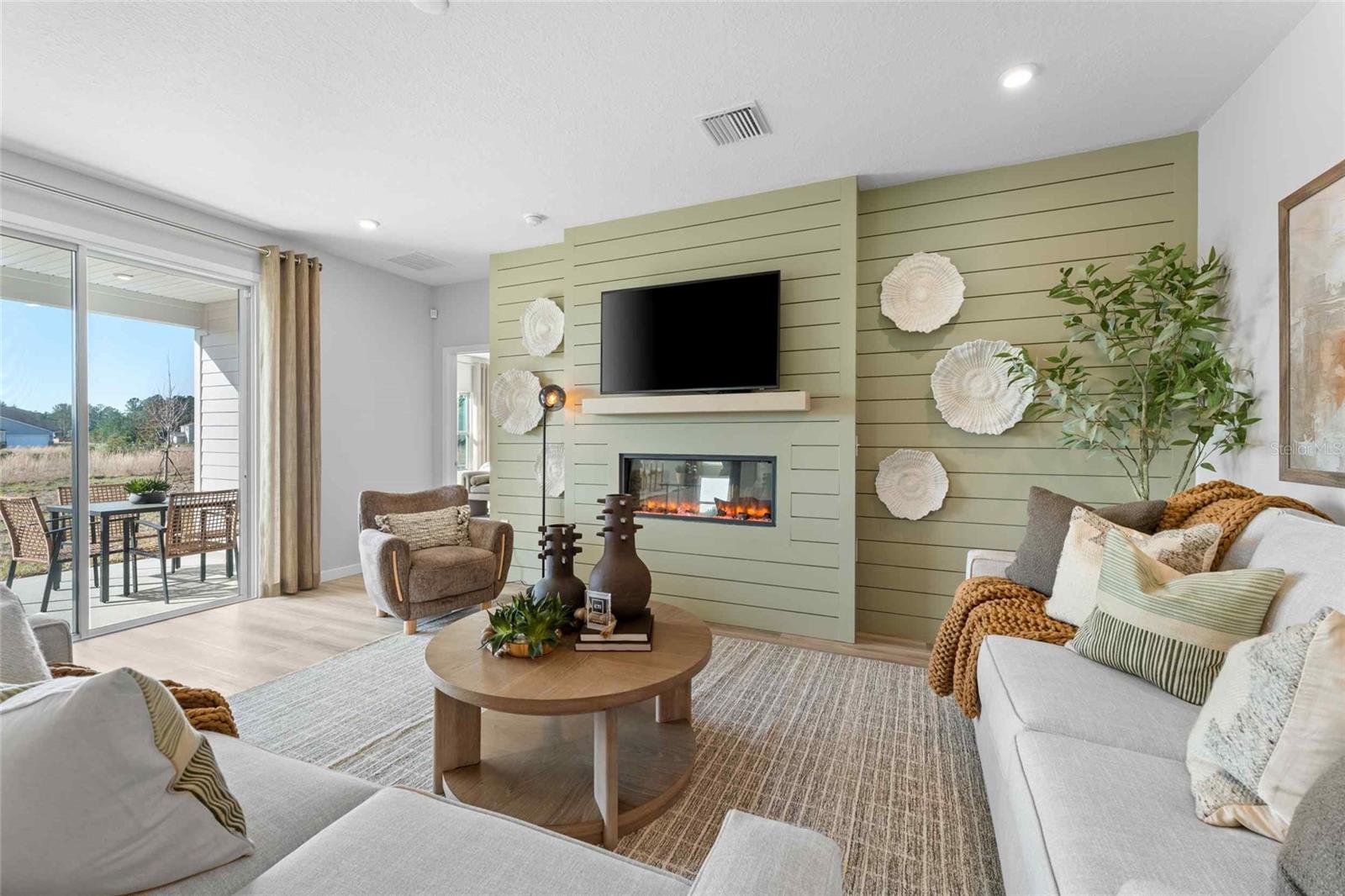RESERVE EAST - Residential