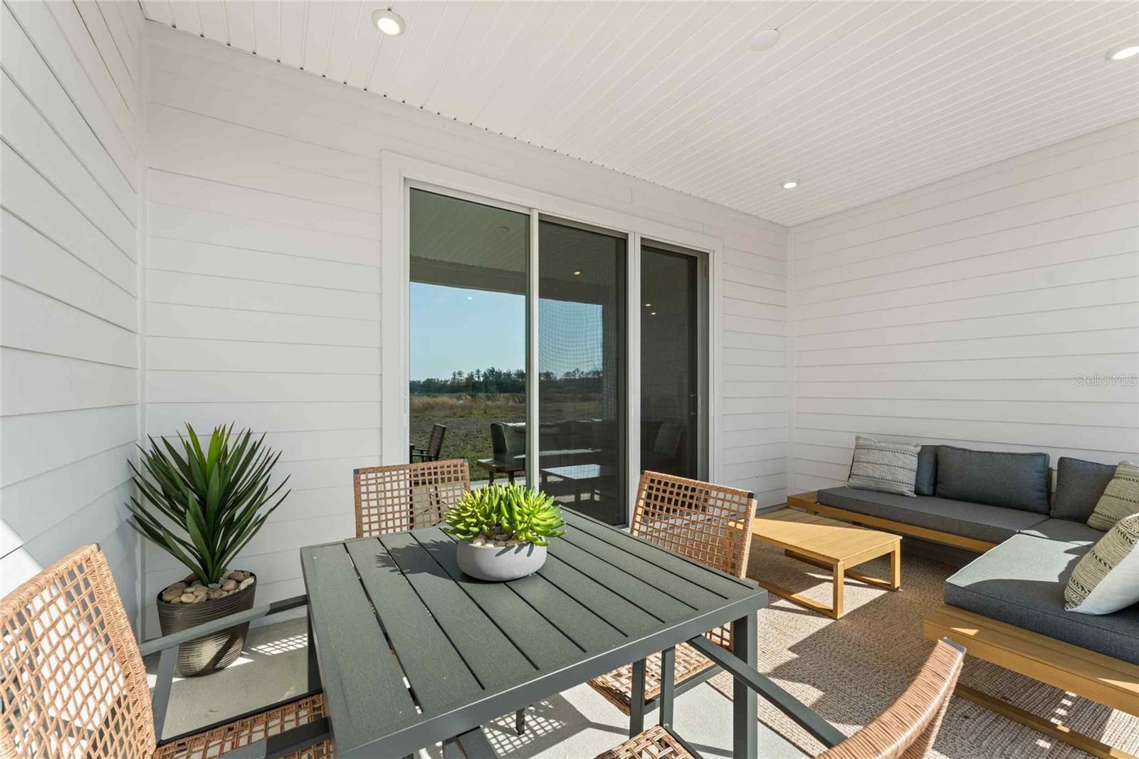 RESERVE EAST - Residential