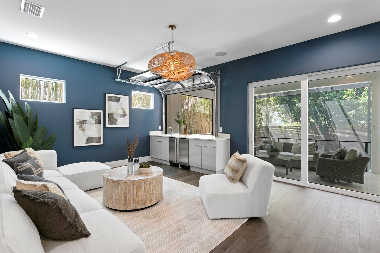 DAVIS ISLANDS BYARS THOMPSON ADD - Residential