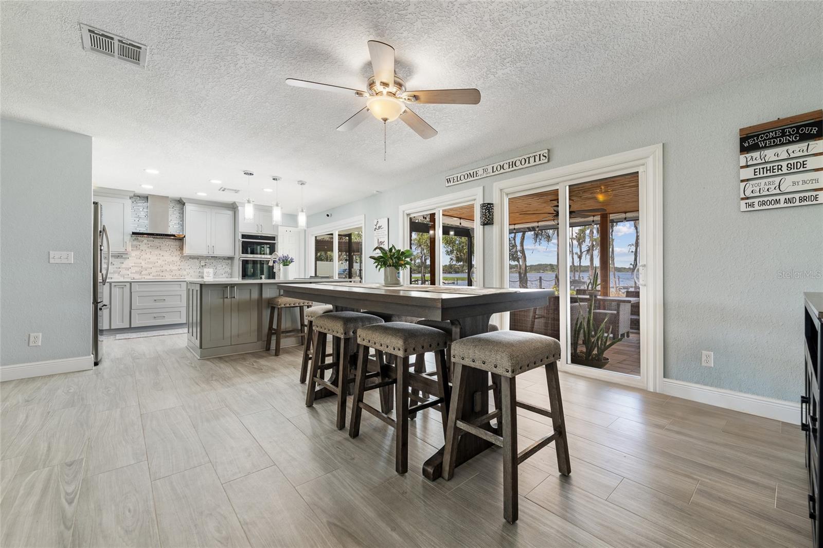 SHOREWOOD PARK - Residential