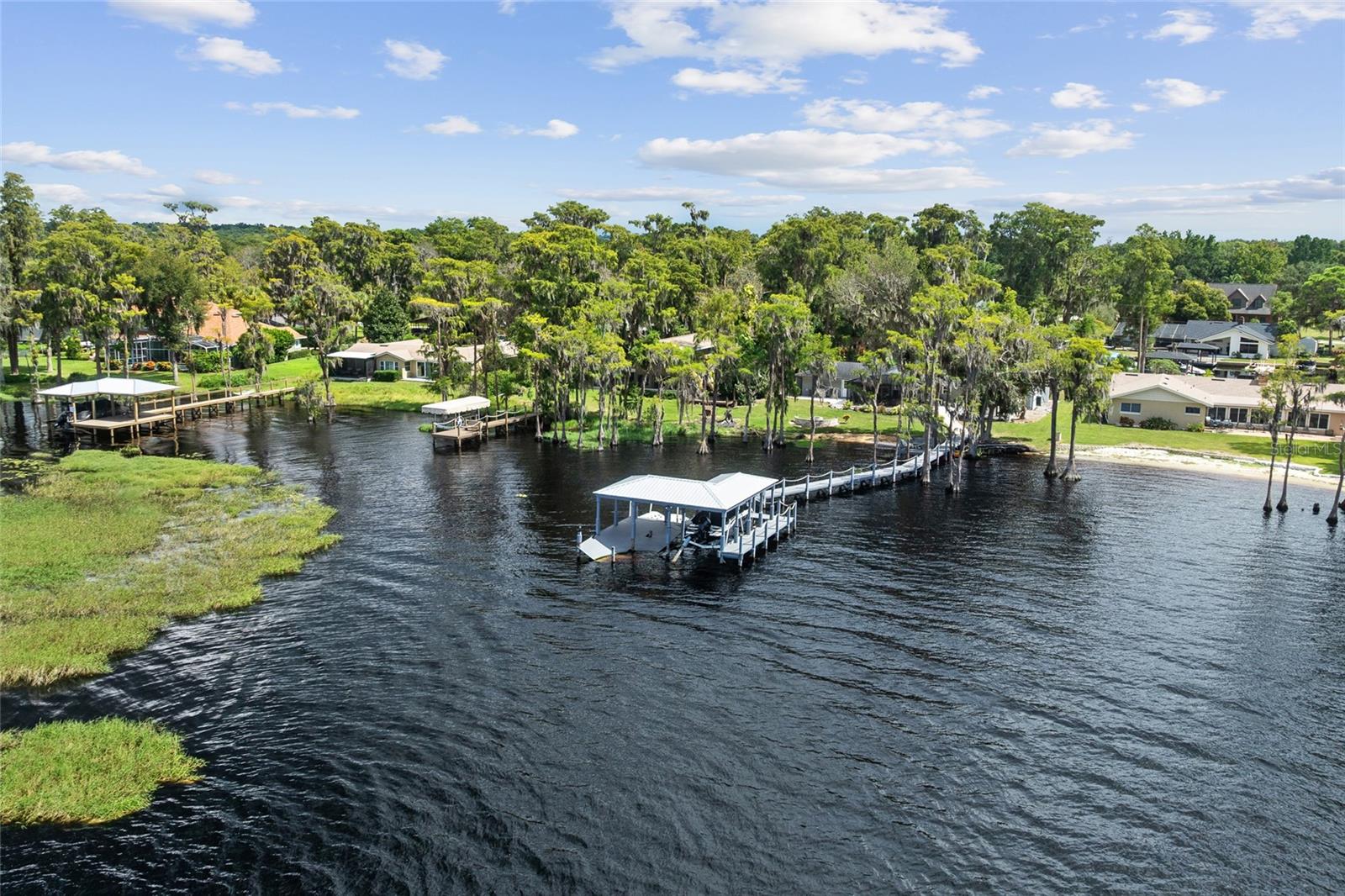 SHOREWOOD PARK - Residential