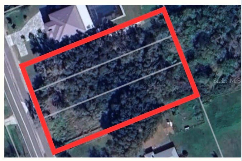 Here is your perfect opportunity to build your dream home or investment property on this stunning 1.04 acre lot, ideally situated on Lakeshore Blvd in beautiful Kissimmee! This prime piece of land offers breathtaking lake views, providing a serene view for any development. The Remington Golf Course, a shopping center, schools, and all of your essentials are right down the road.