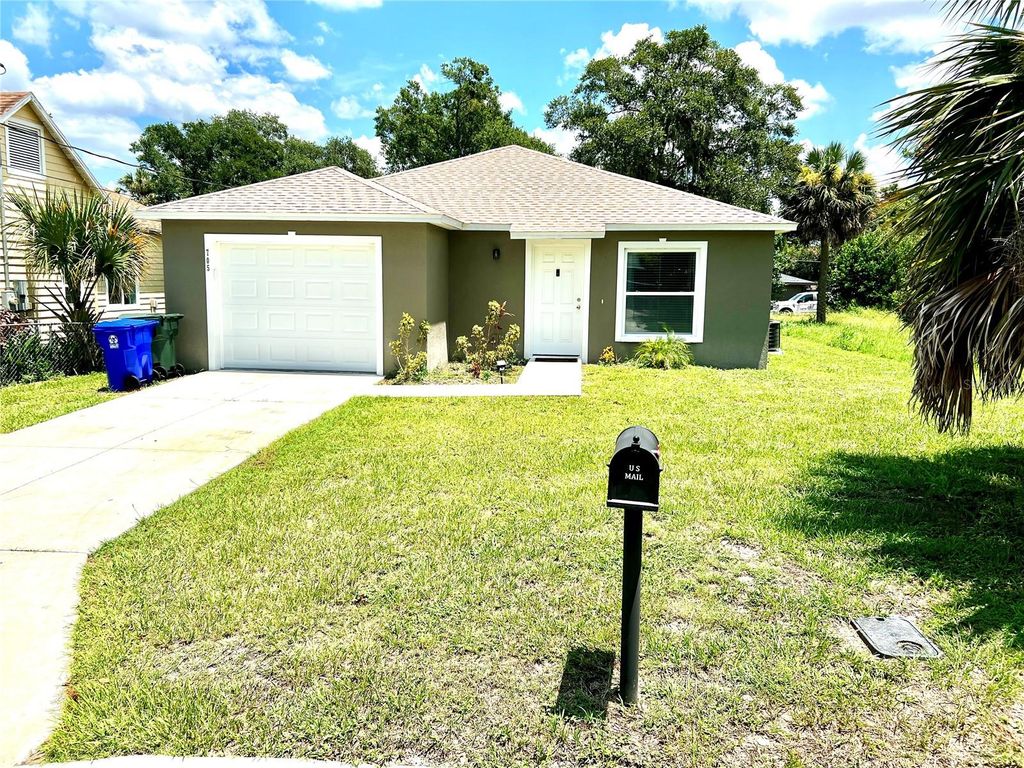 Photo of 705 Gilmore Avenue, Lakeland, FL 33801 (MLS # TB8486058)