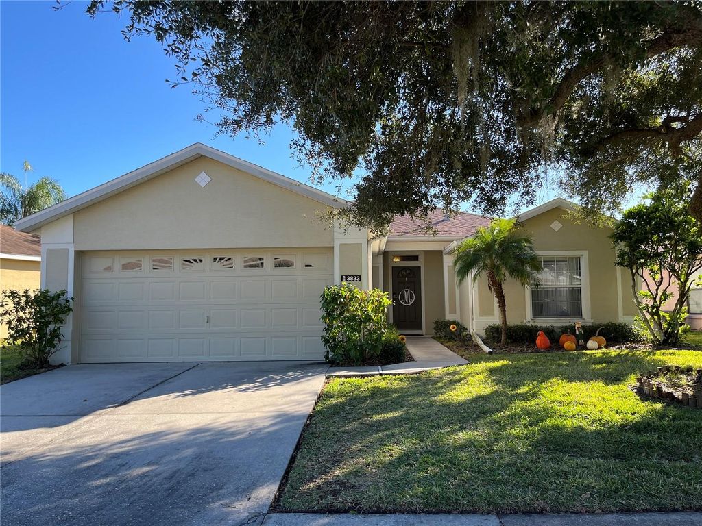 Photo of 3833 Whistlewood Circle, Lakeland, FL 33811 (MLS # L4957605)