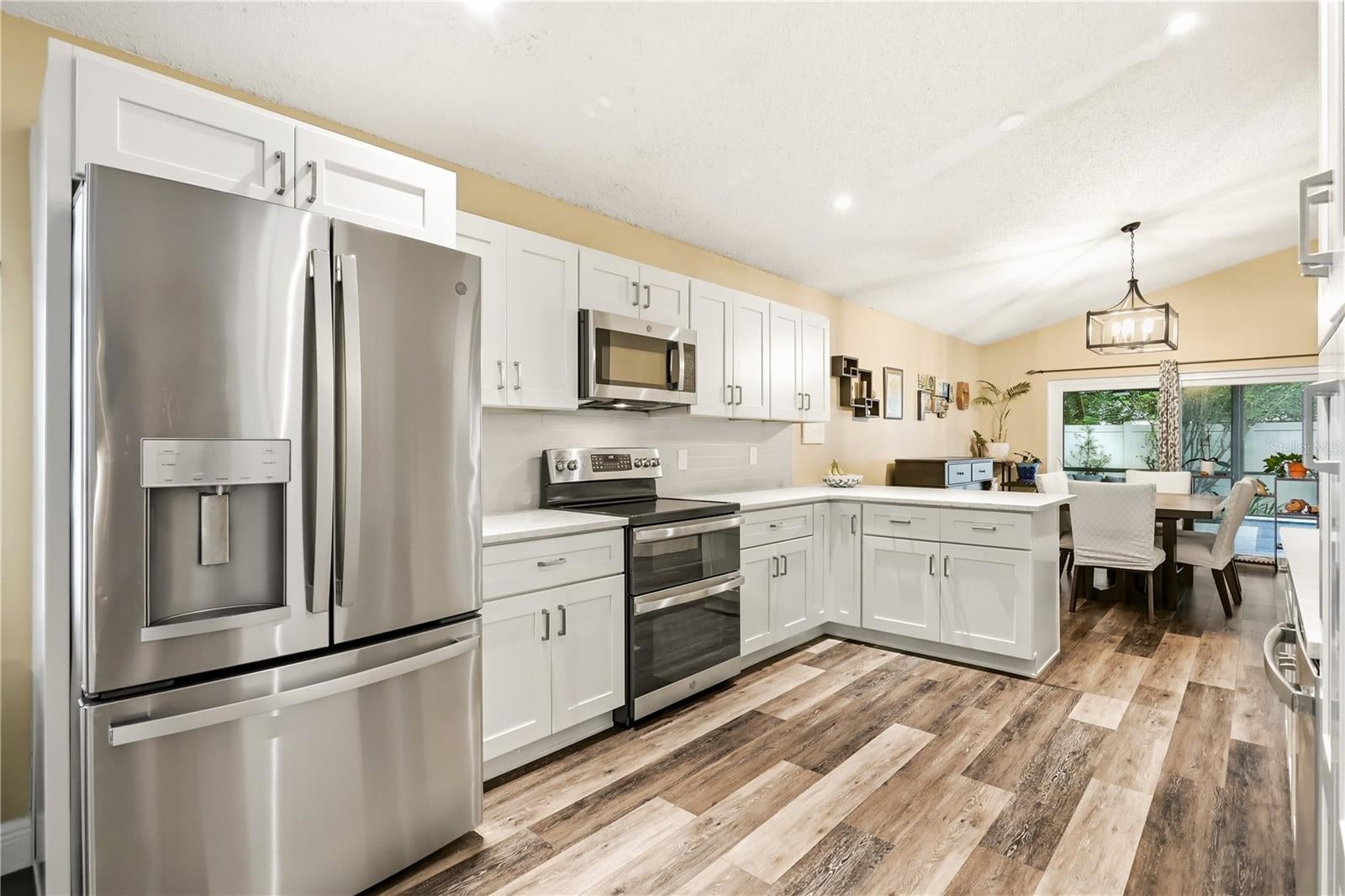 1064 KELLY CREEK CIRCLE