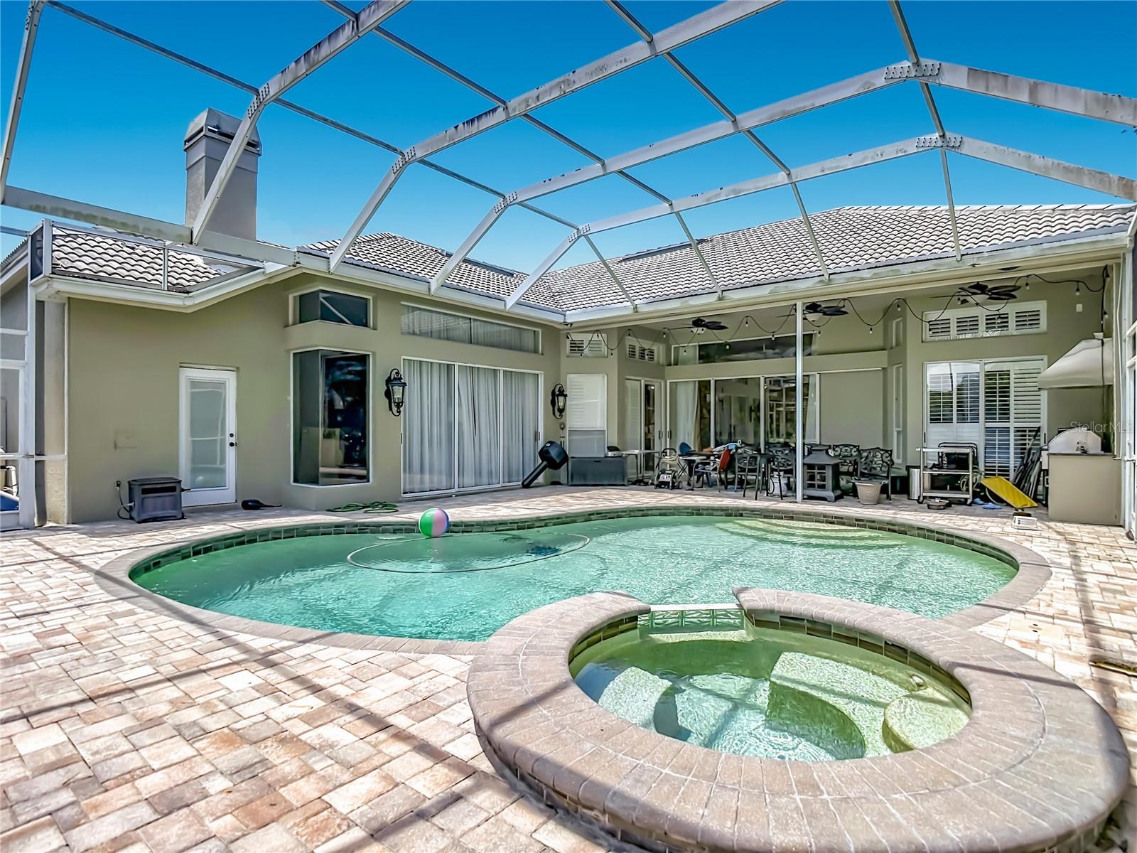 5037 WESLEY DRIVE