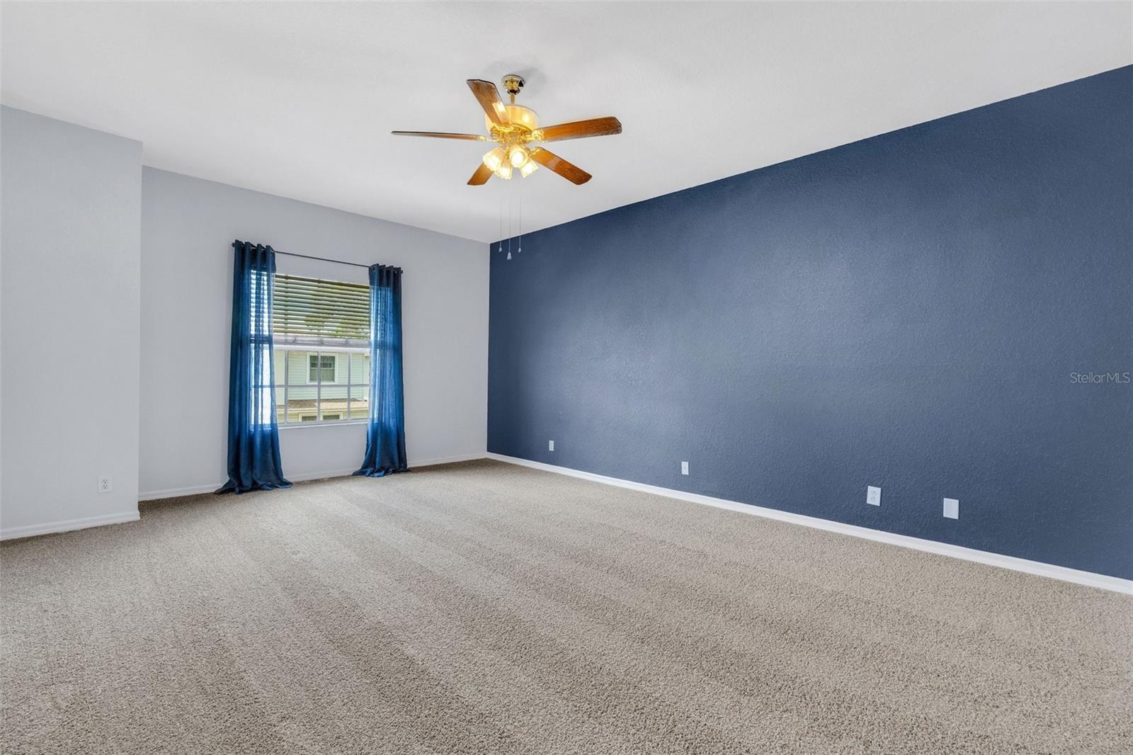 TOWNHOMES OF PARK PLACE - Residential