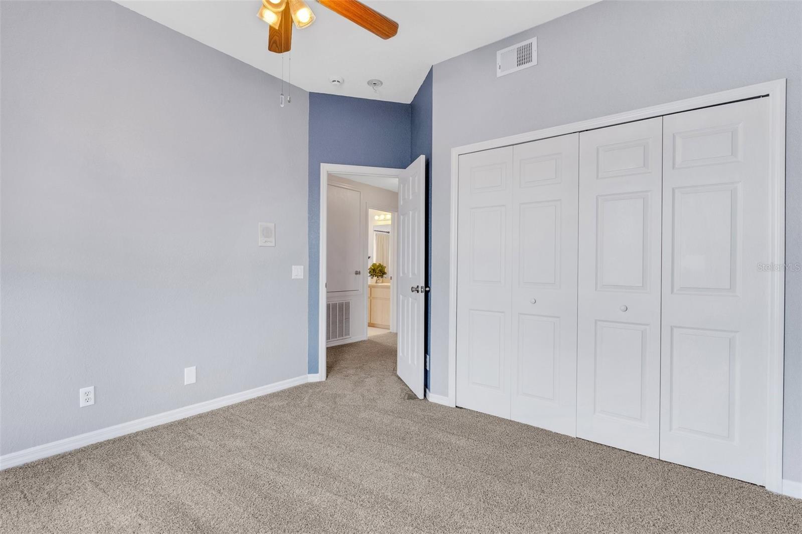 TOWNHOMES OF PARK PLACE - Residential