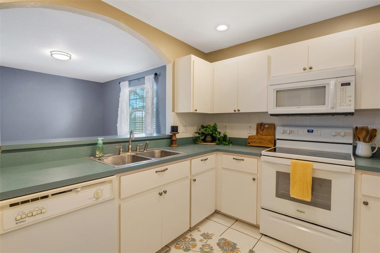 TOWNHOMES OF PARK PLACE - Residential