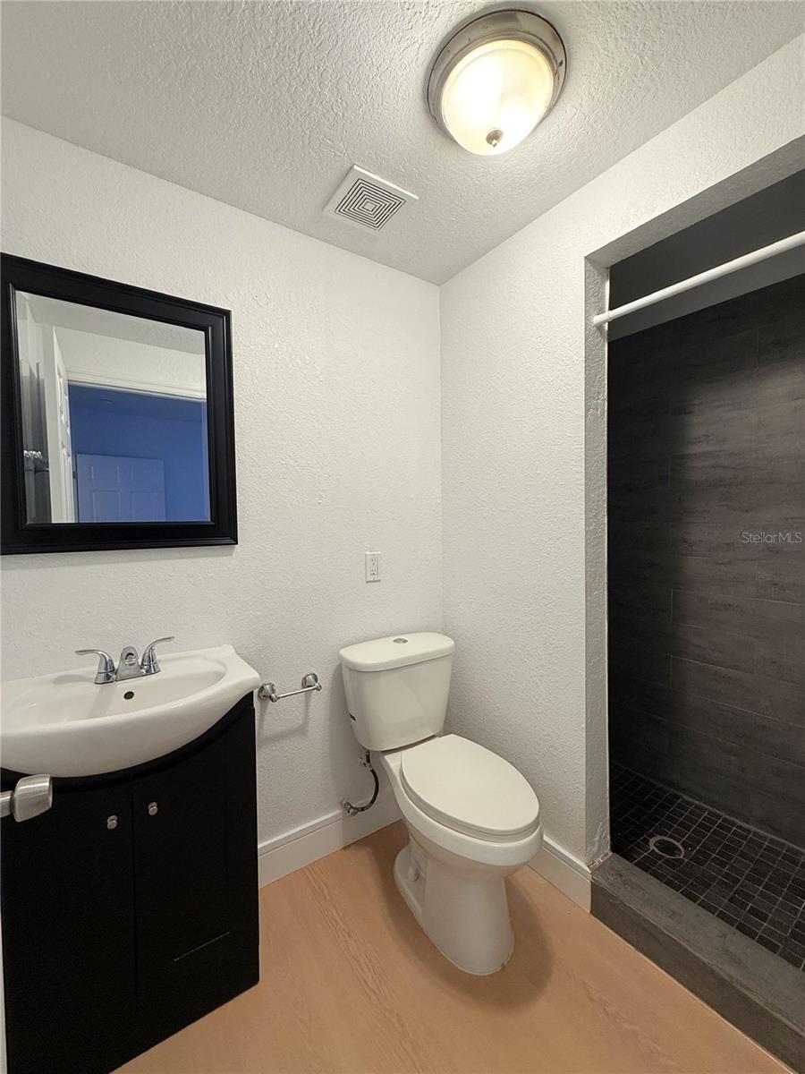 MCDANIEL & SMALLWOODS SUB - Residential Lease