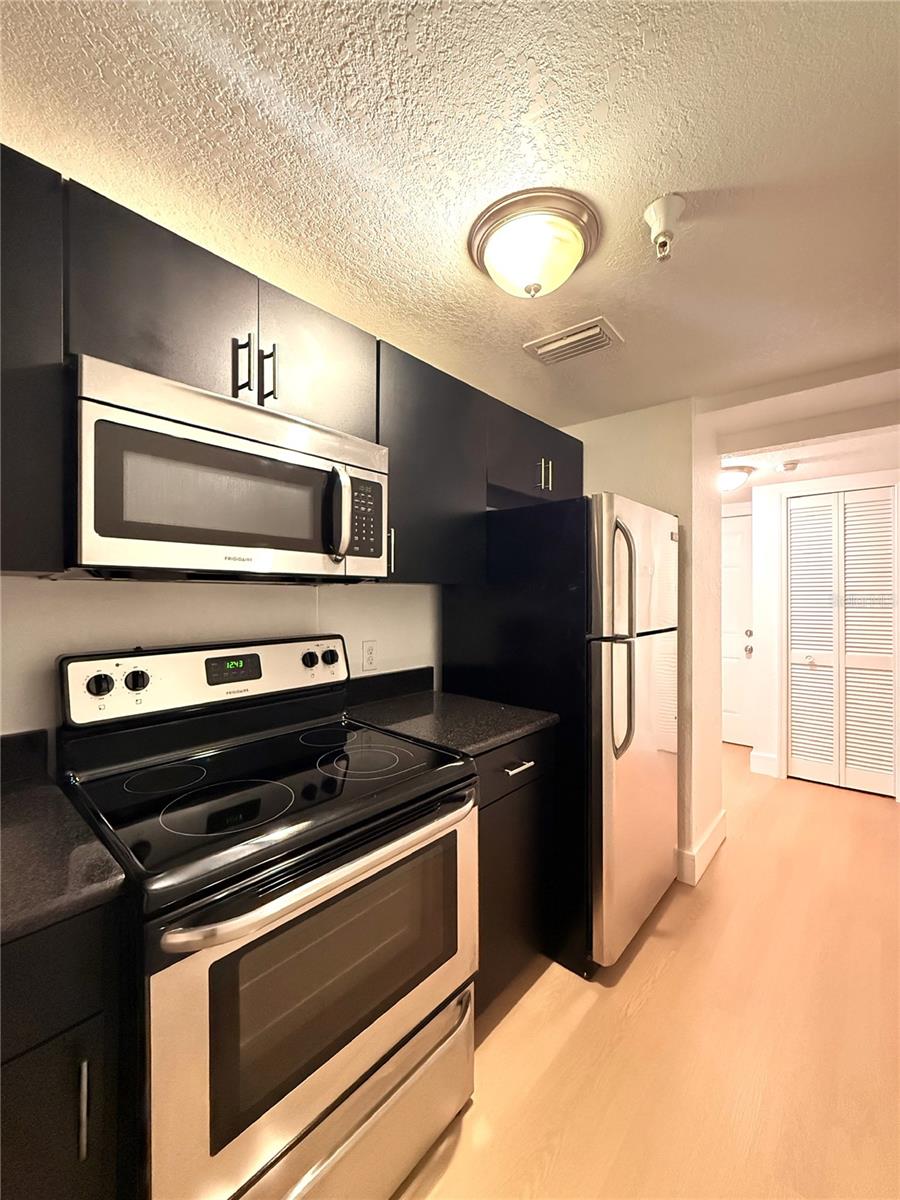 MCDANIEL & SMALLWOODS SUB - Residential Lease