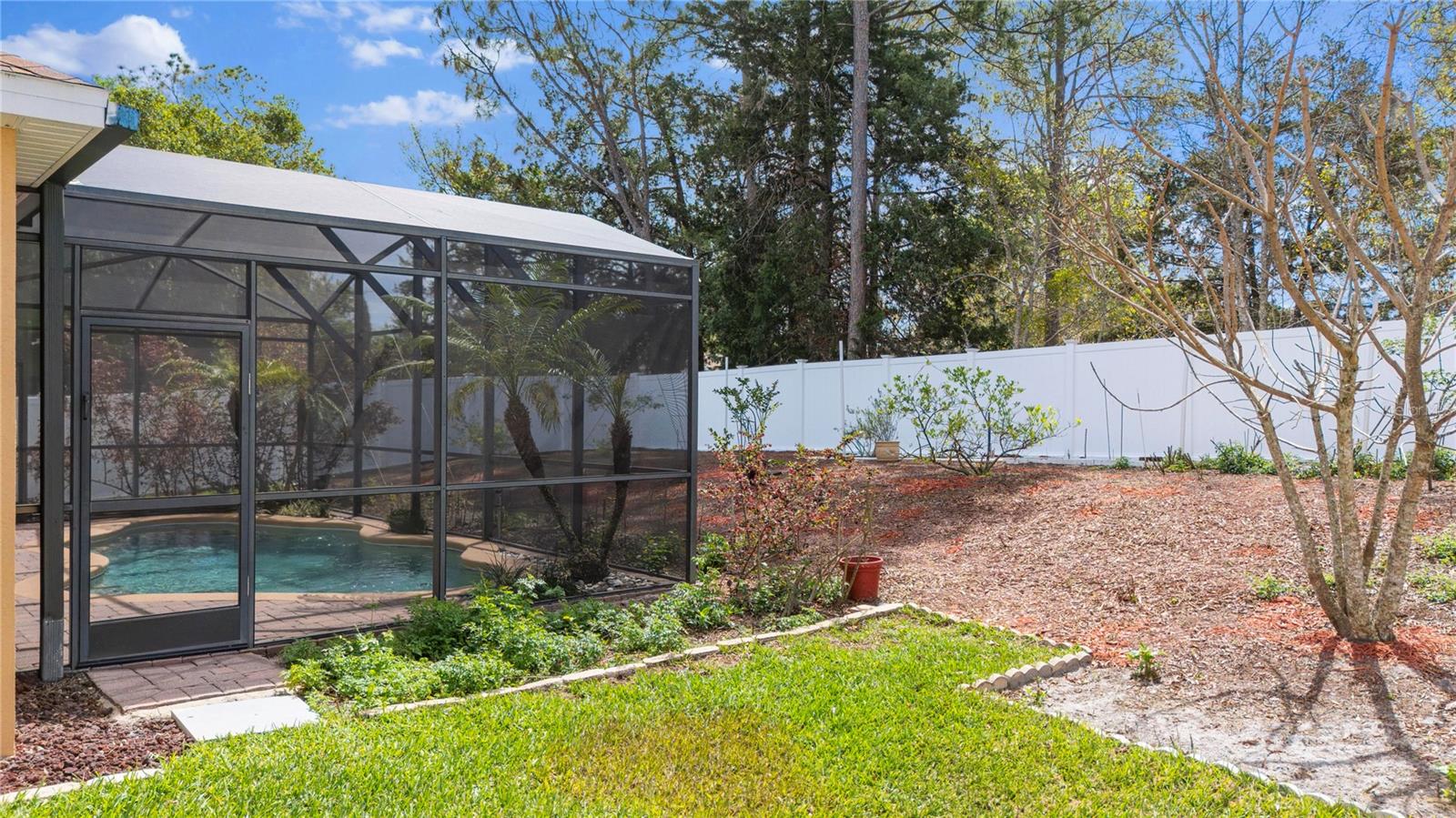 BRENTWOOD CLUB - Residential