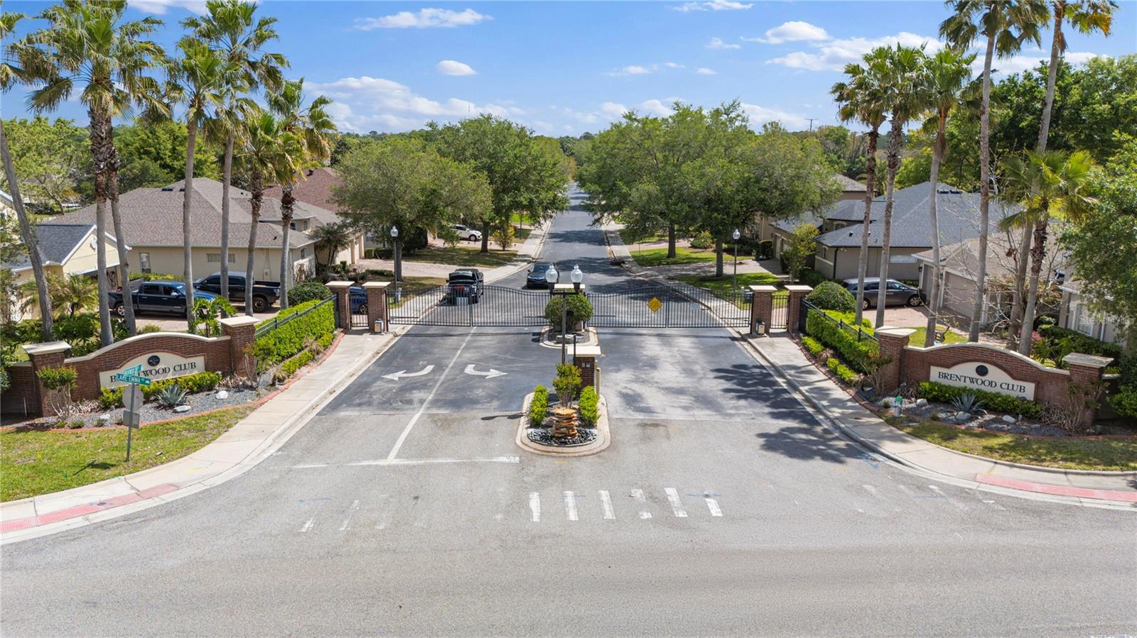 BRENTWOOD CLUB - Residential