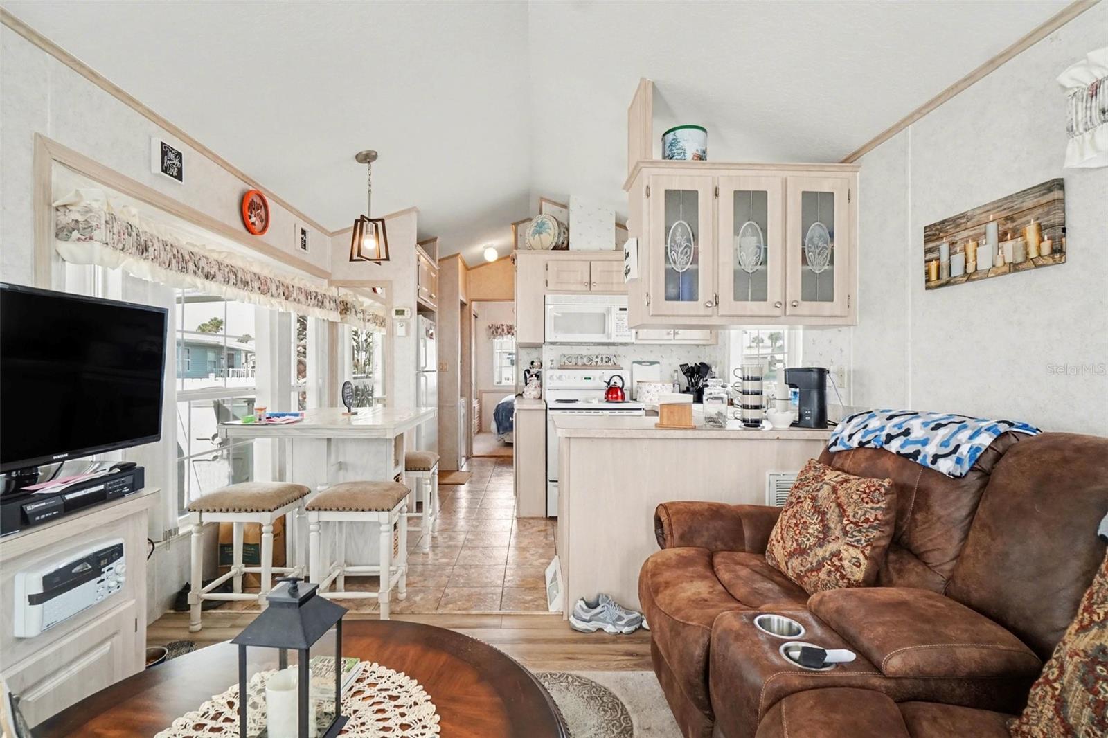 OUTDOOR RESORTS AMERICA - Residential