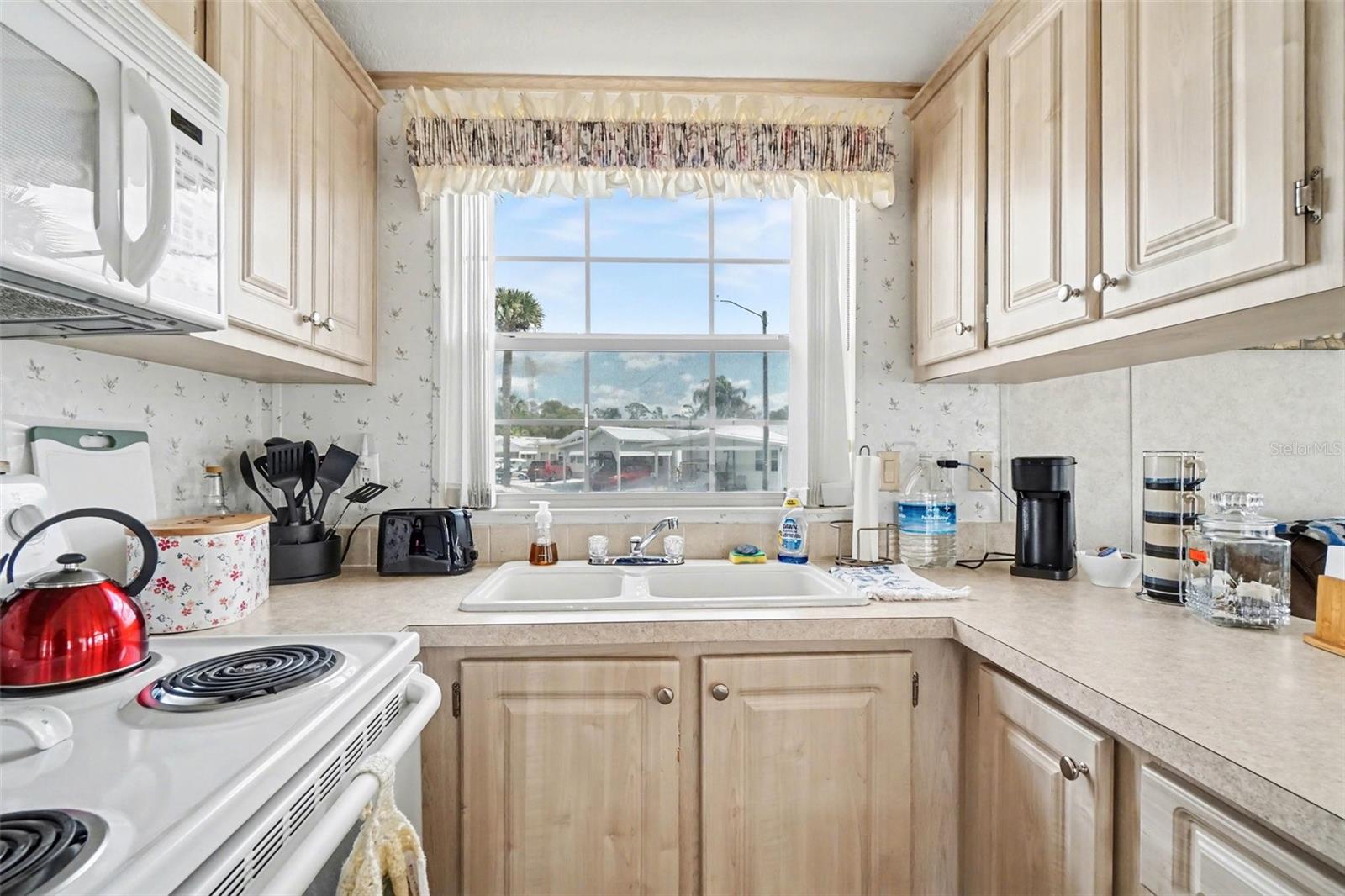 OUTDOOR RESORTS AMERICA - Residential