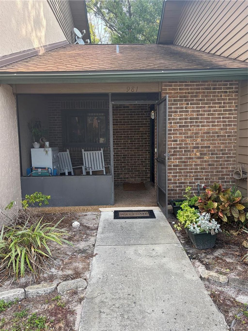 Photo of 981 Sunridge Drive #115, Sarasota, FL 34234 (MLS # A4674869)