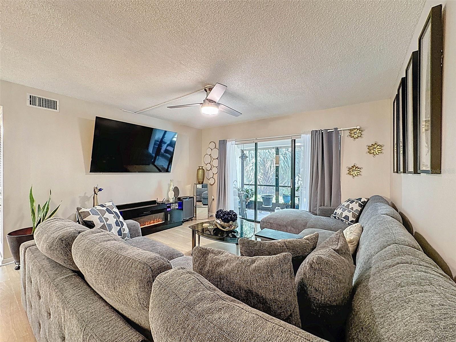 3188 LAKE PINE WAY S B1