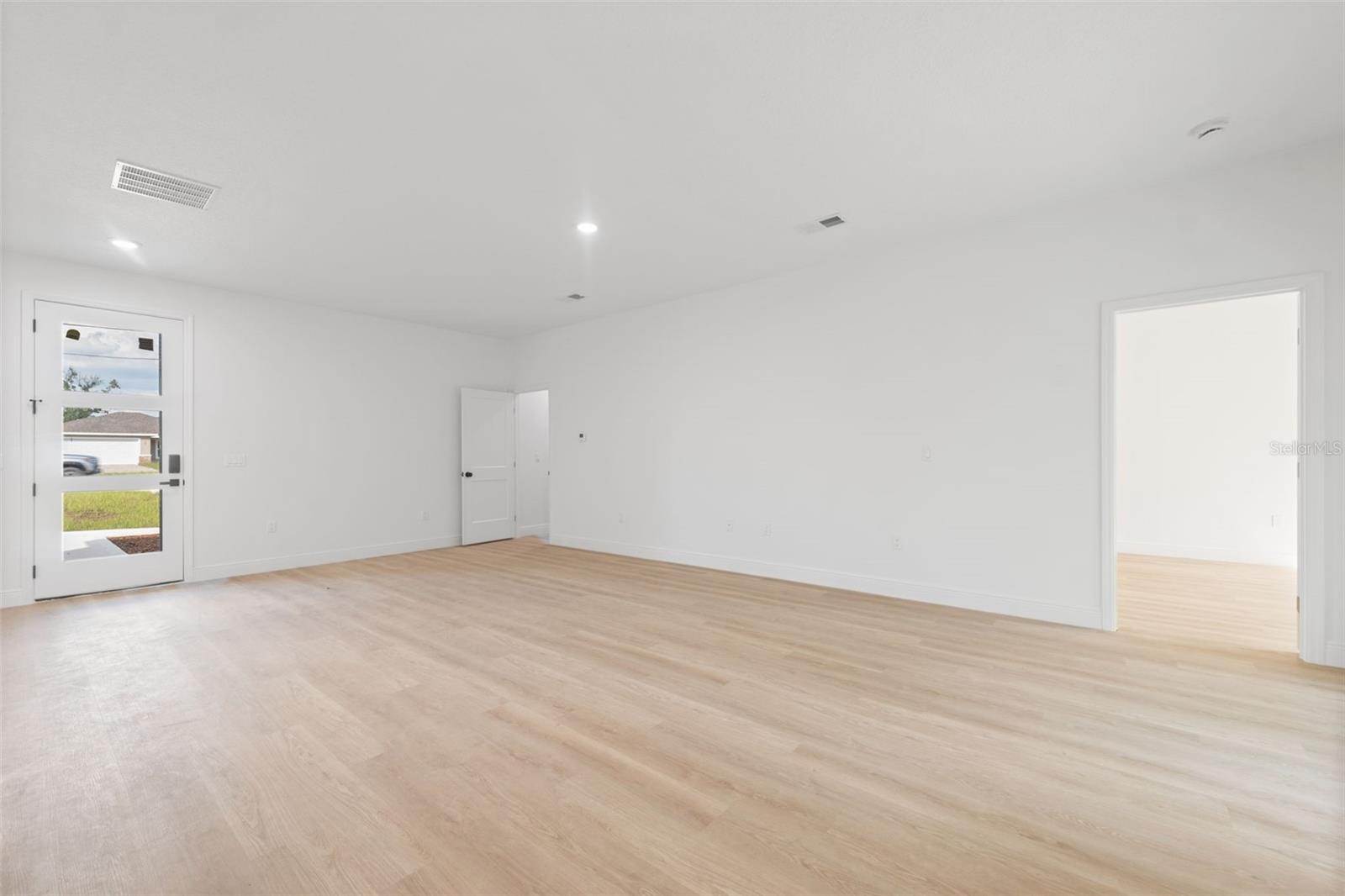 MARION OAKS UN NINE - Residential Lease