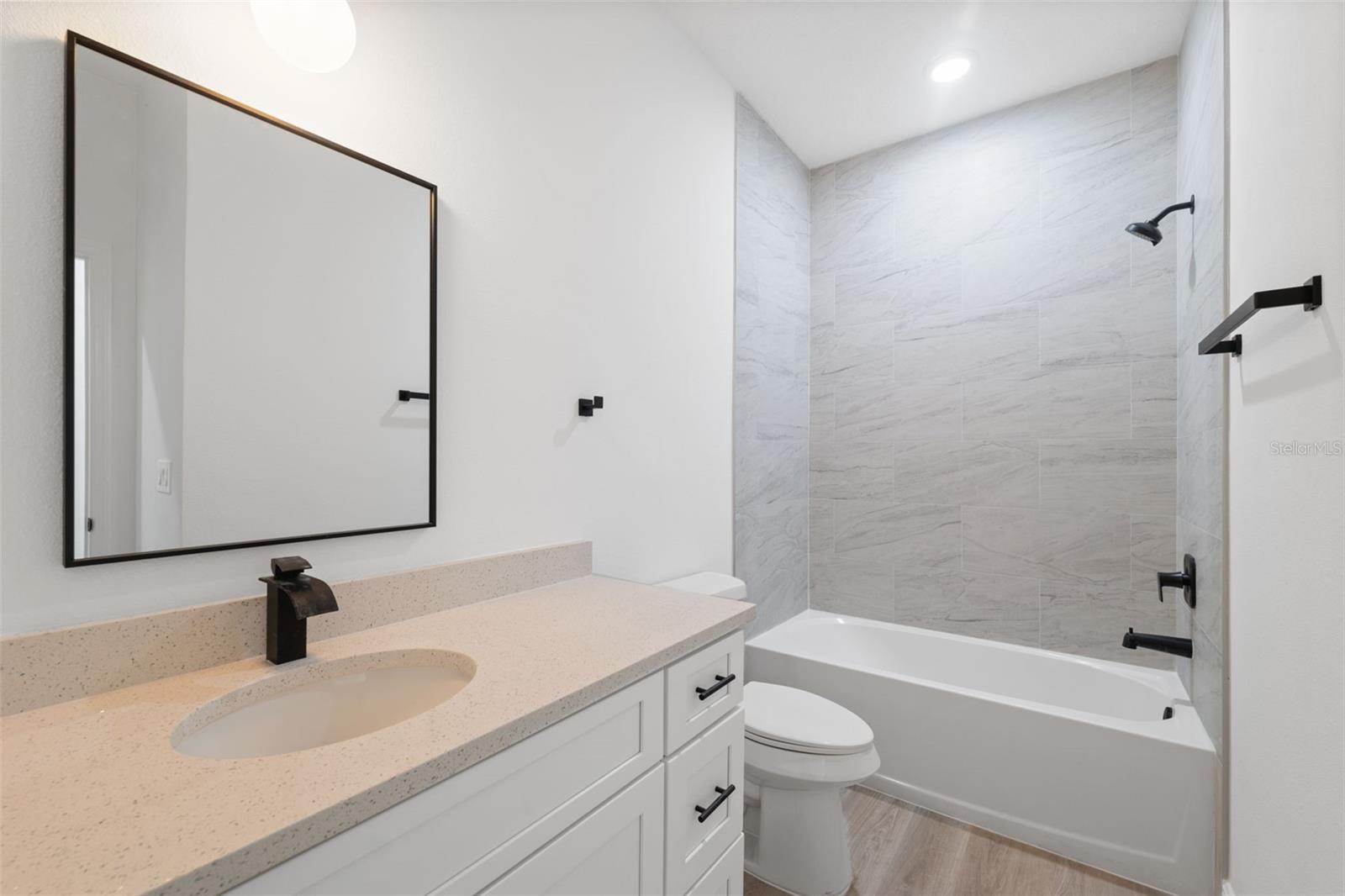MARION OAKS UN NINE - Residential Lease