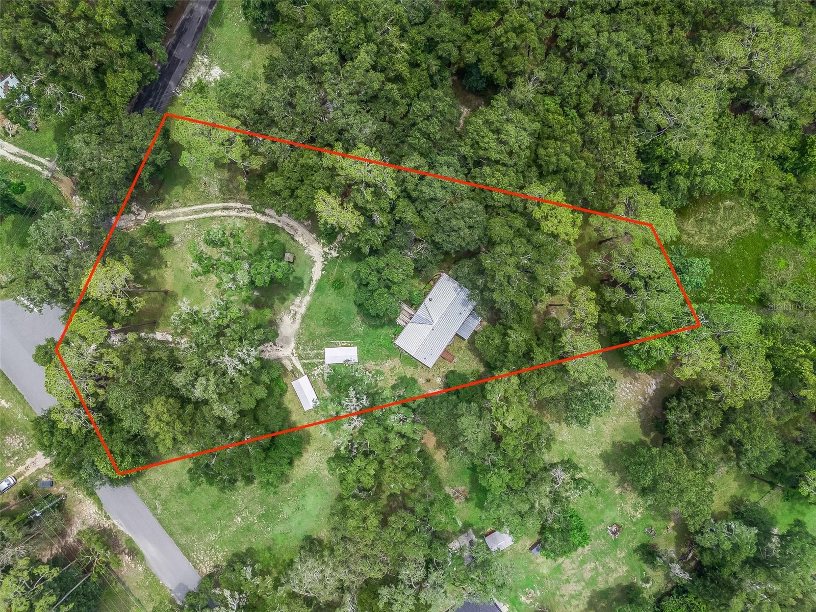 HOLIDAY SHORES - Residential