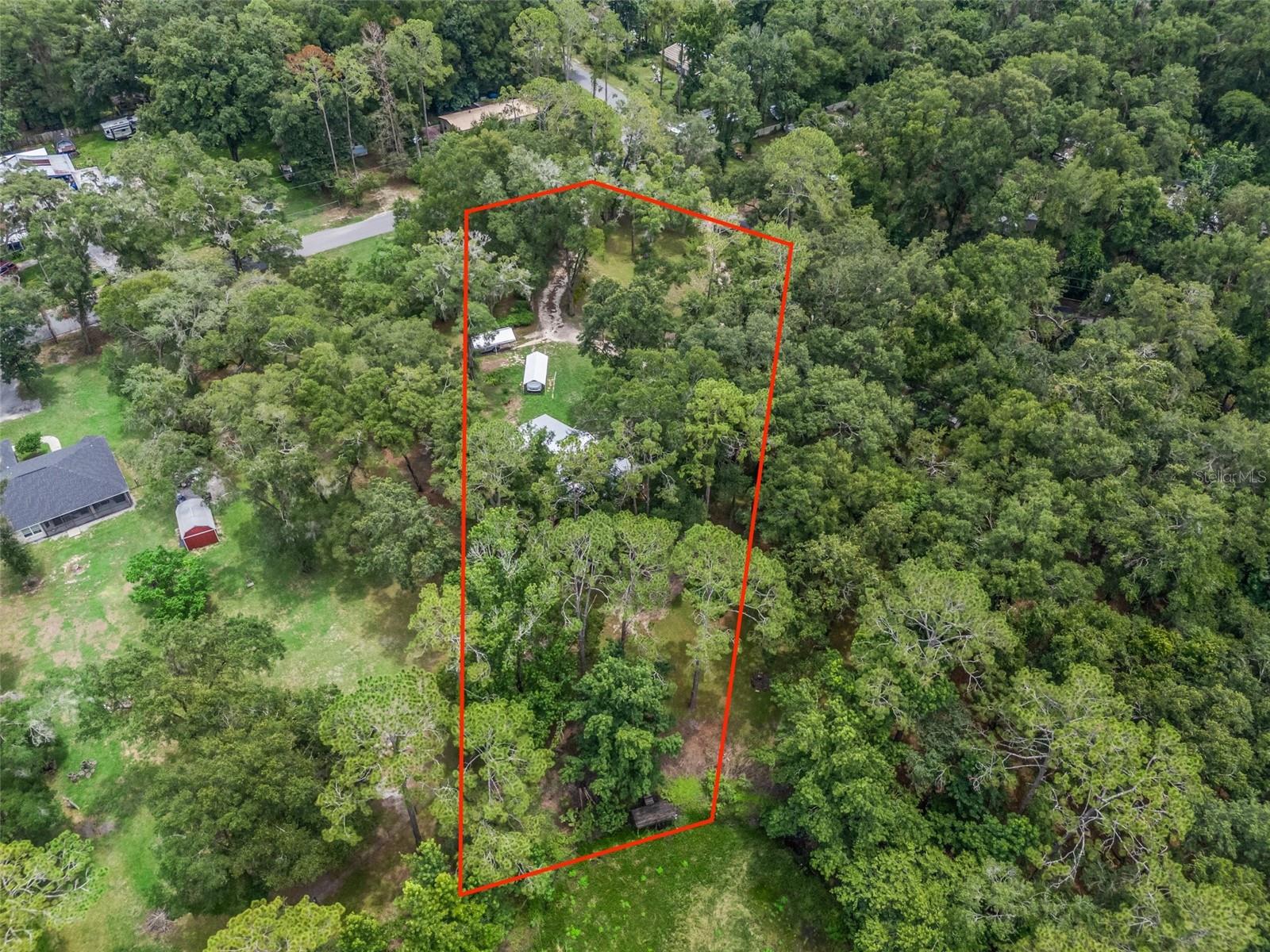 HOLIDAY SHORES - Residential