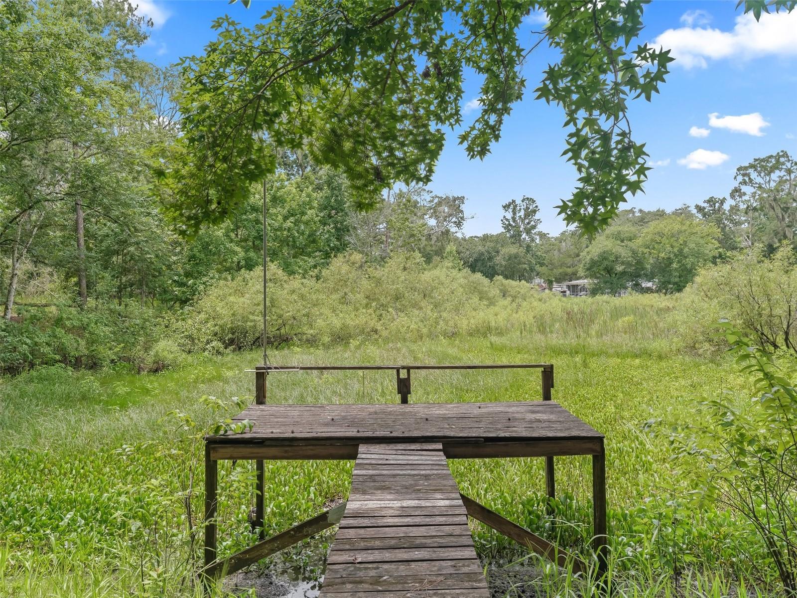 HOLIDAY SHORES - Residential