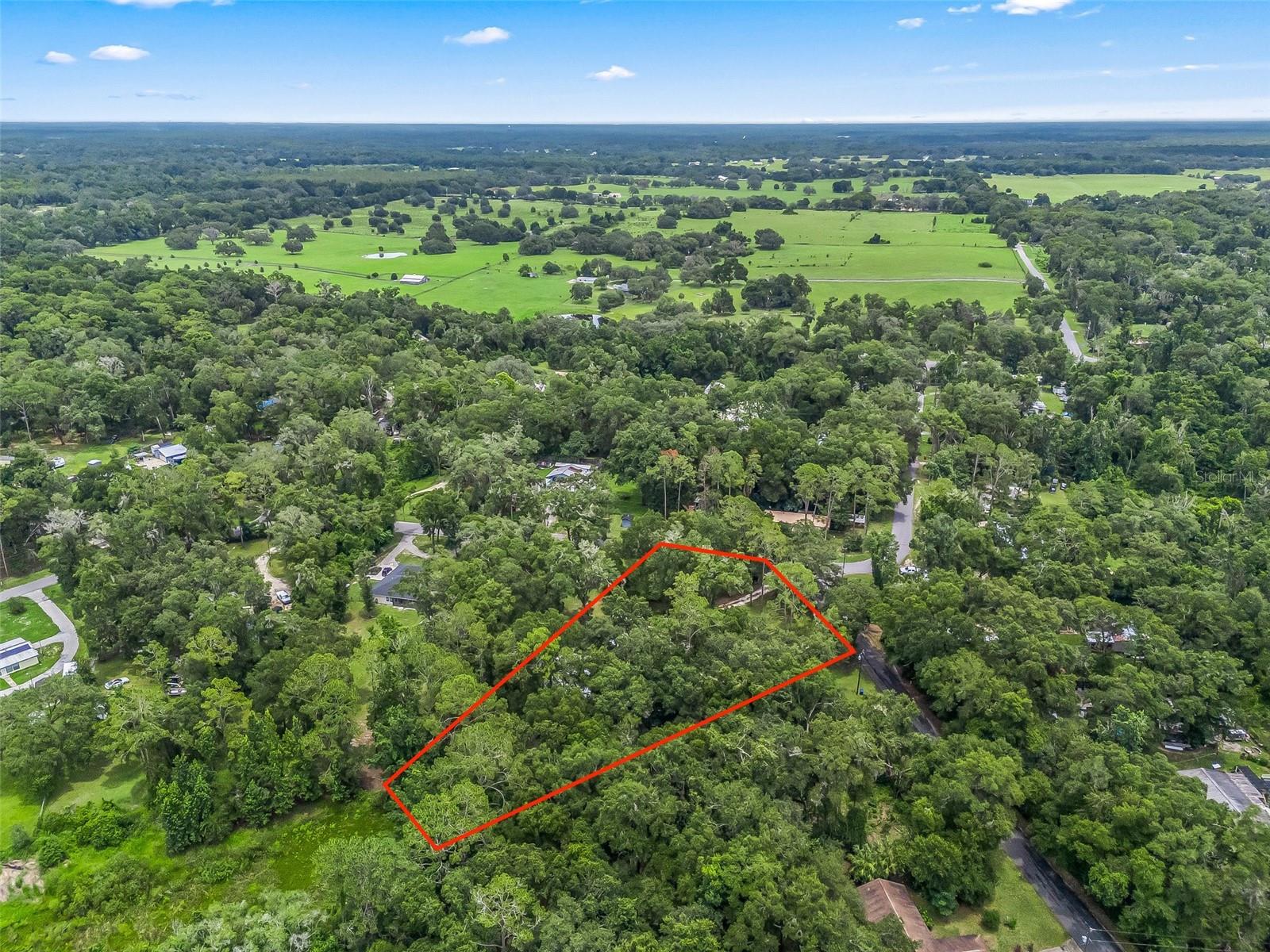 HOLIDAY SHORES - Residential