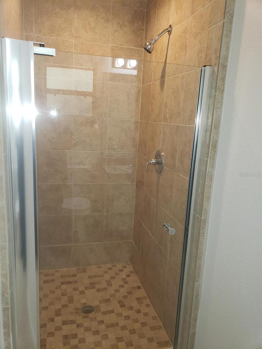 MARION OAKS - Residential Lease