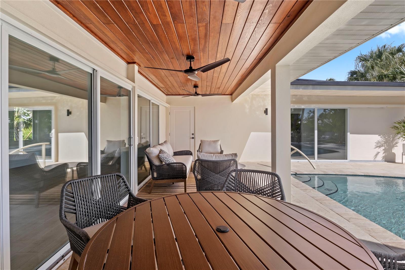 KEY ROYALE 9TH ADD - Residential