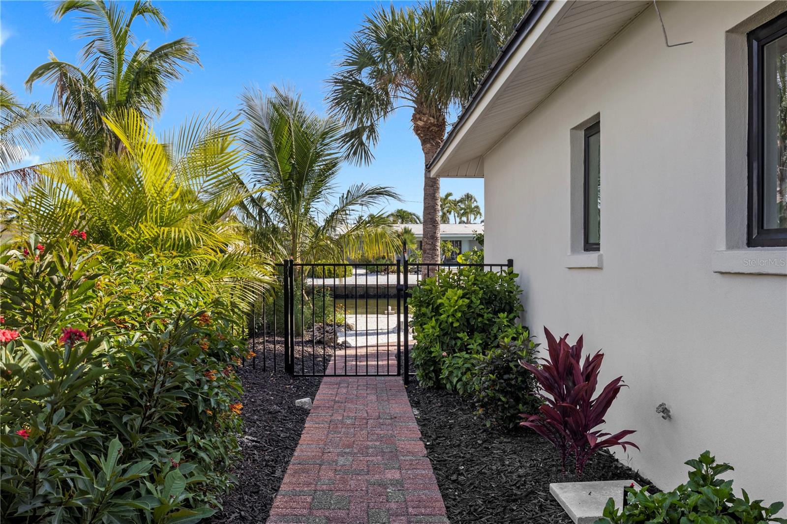 KEY ROYALE 9TH ADD - Residential