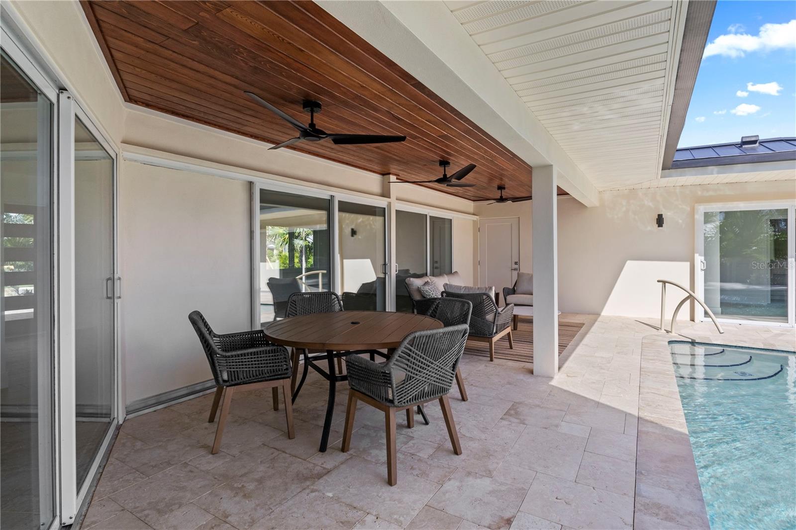 KEY ROYALE 9TH ADD - Residential