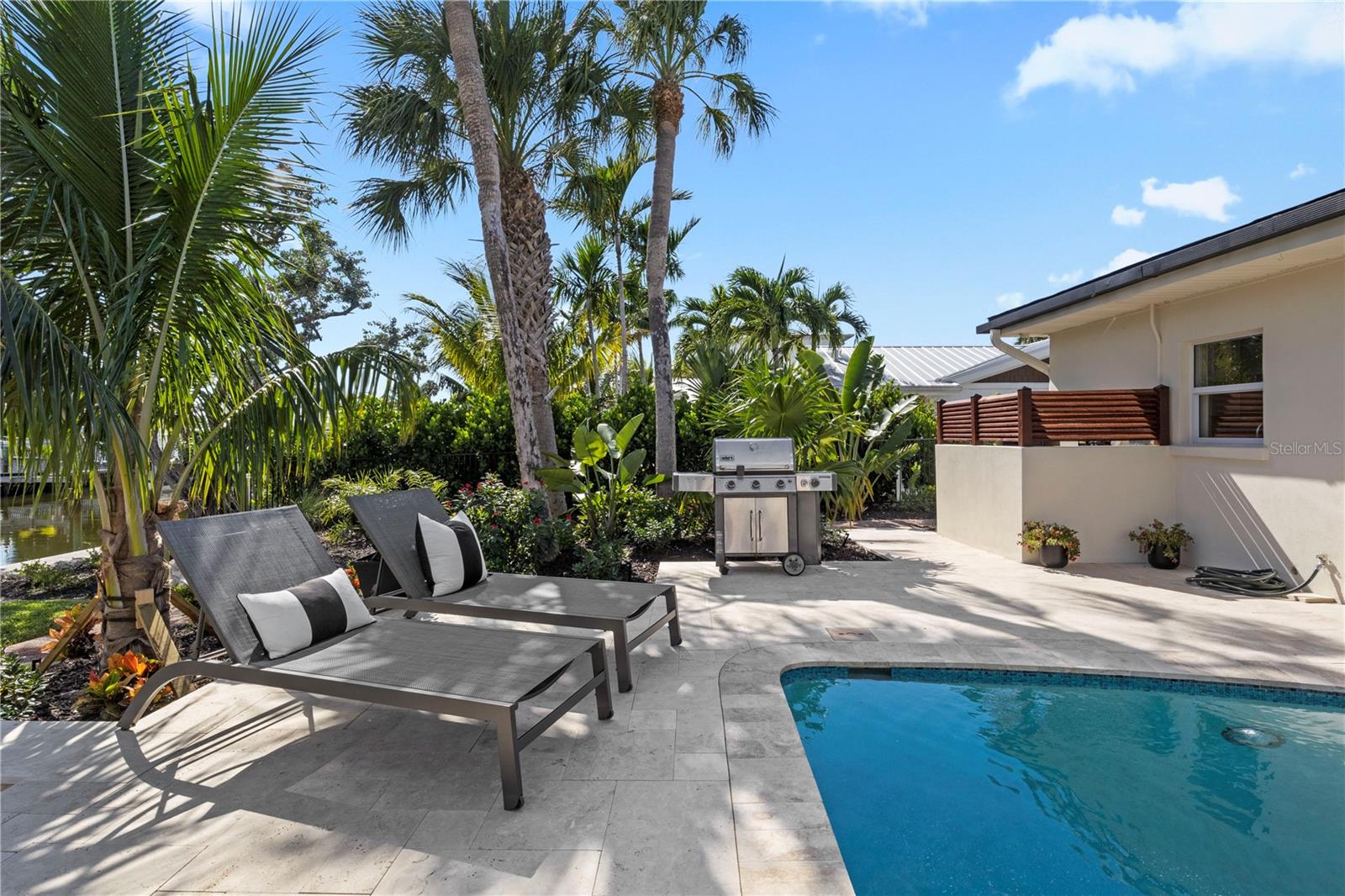 KEY ROYALE 9TH ADD - Residential