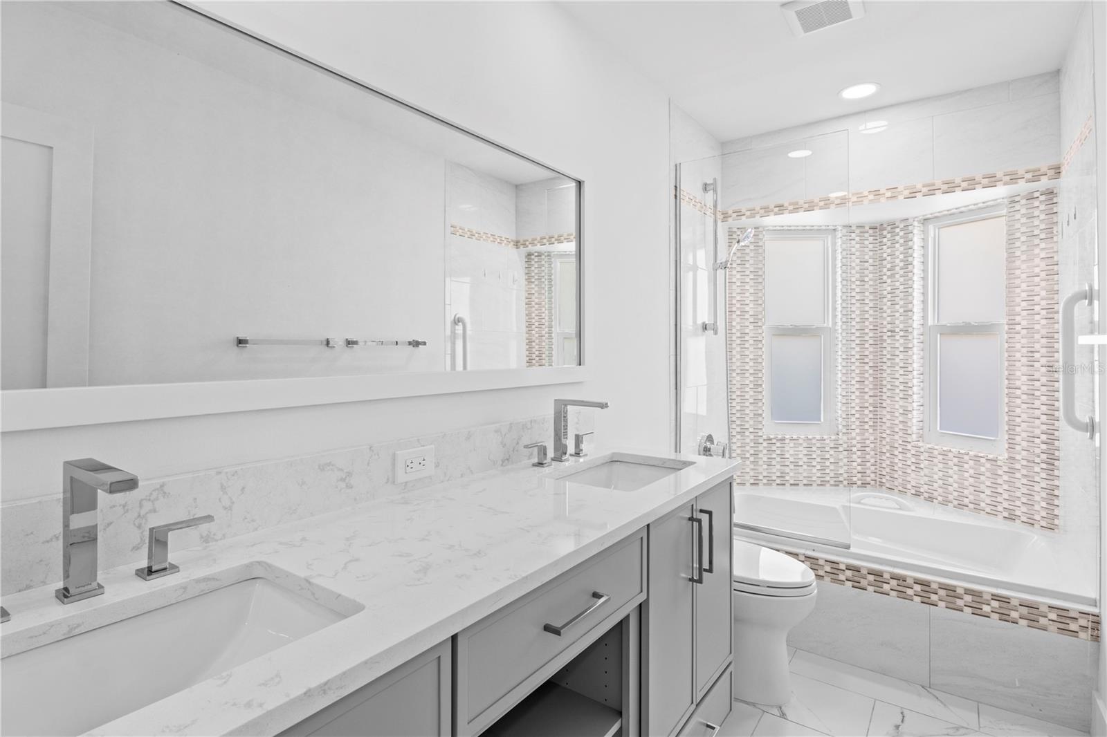 KEY ROYALE 9TH ADD - Residential