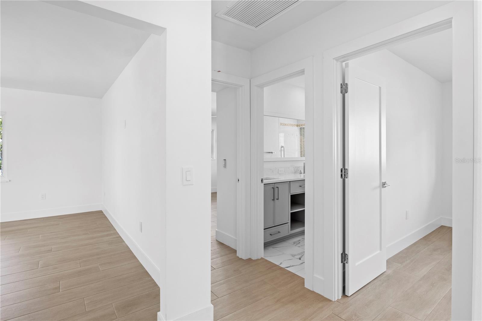 KEY ROYALE 9TH ADD - Residential