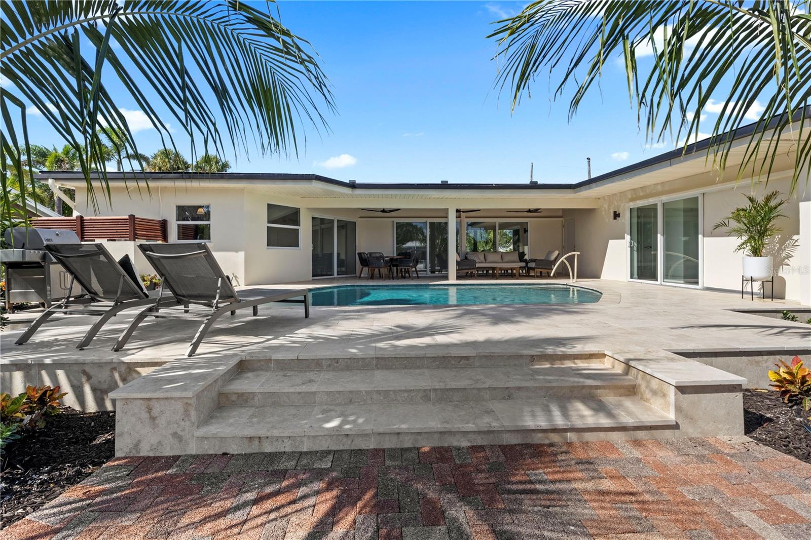 KEY ROYALE 9TH ADD - Residential