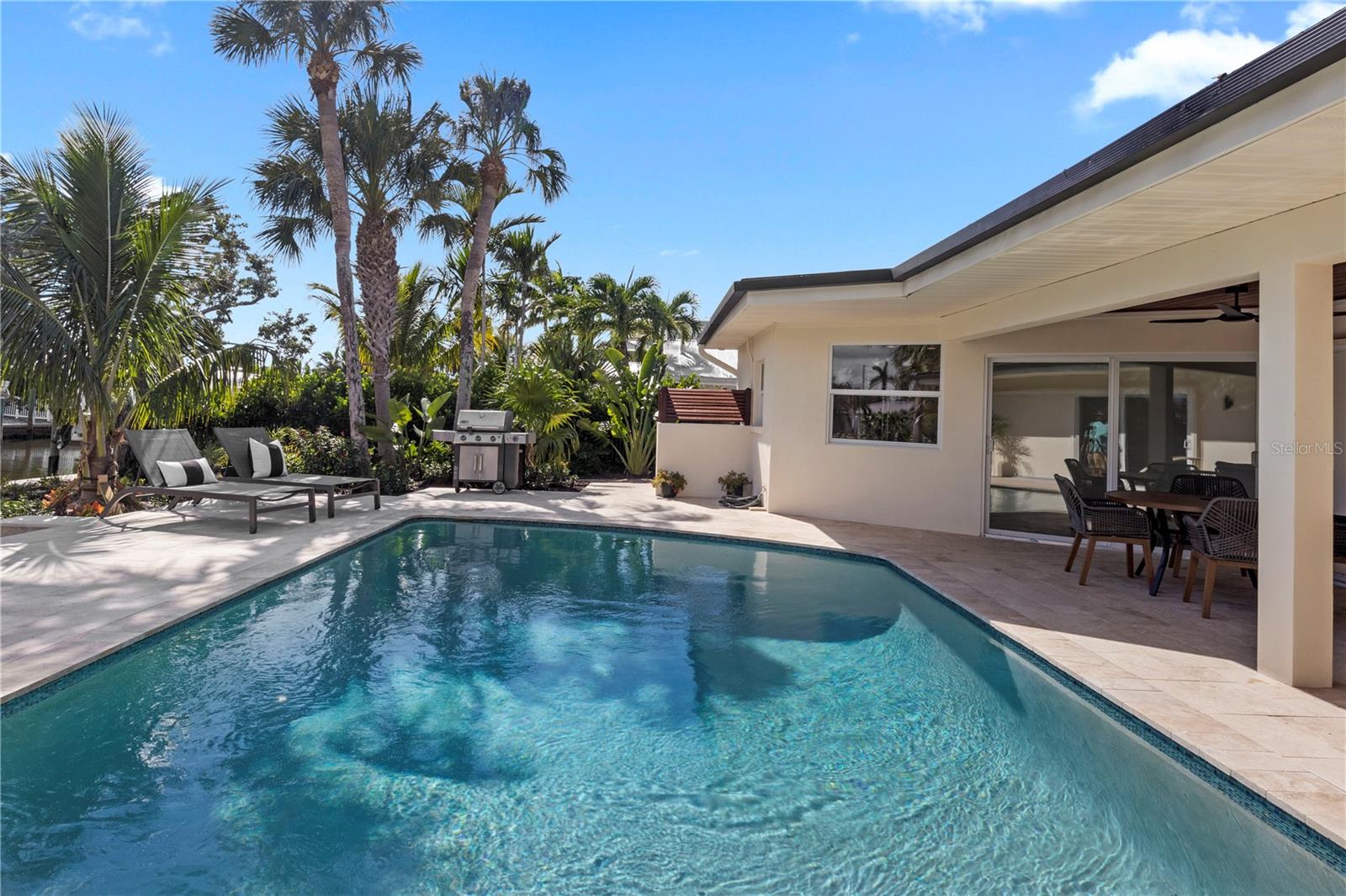 KEY ROYALE 9TH ADD - Residential