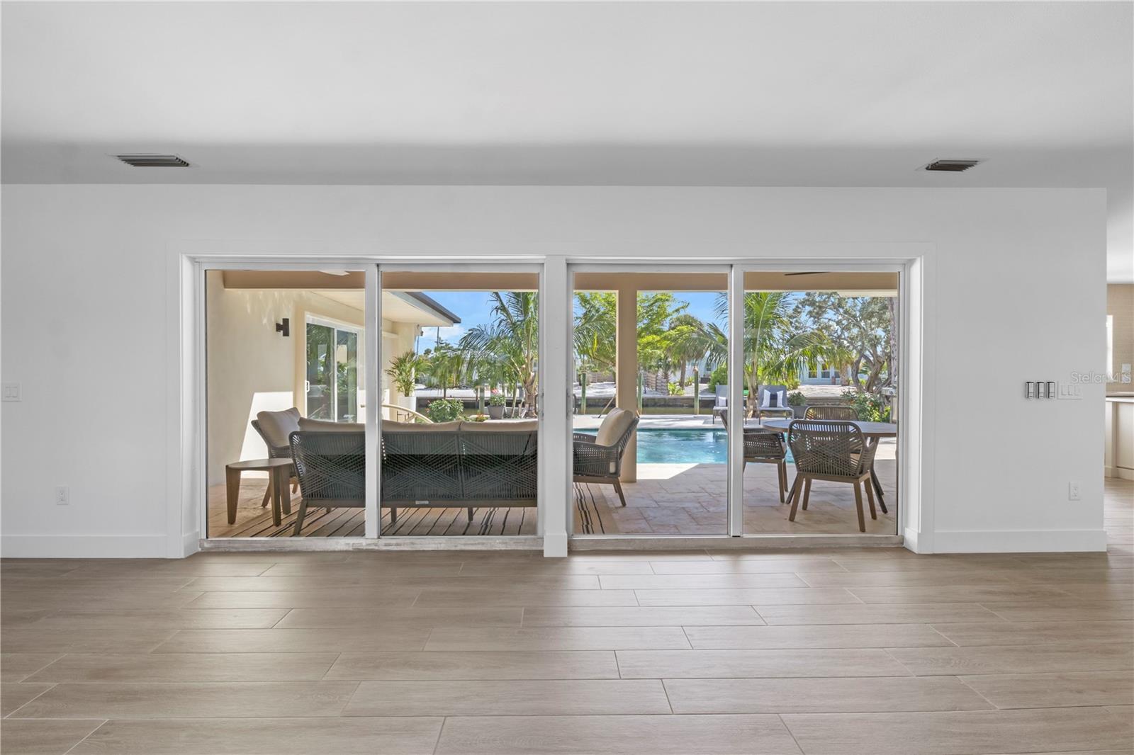 KEY ROYALE 9TH ADD - Residential