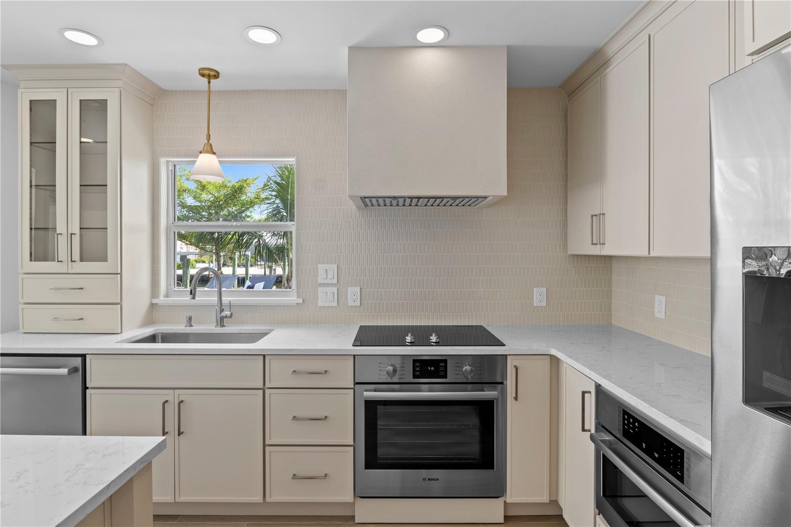 KEY ROYALE 9TH ADD - Residential