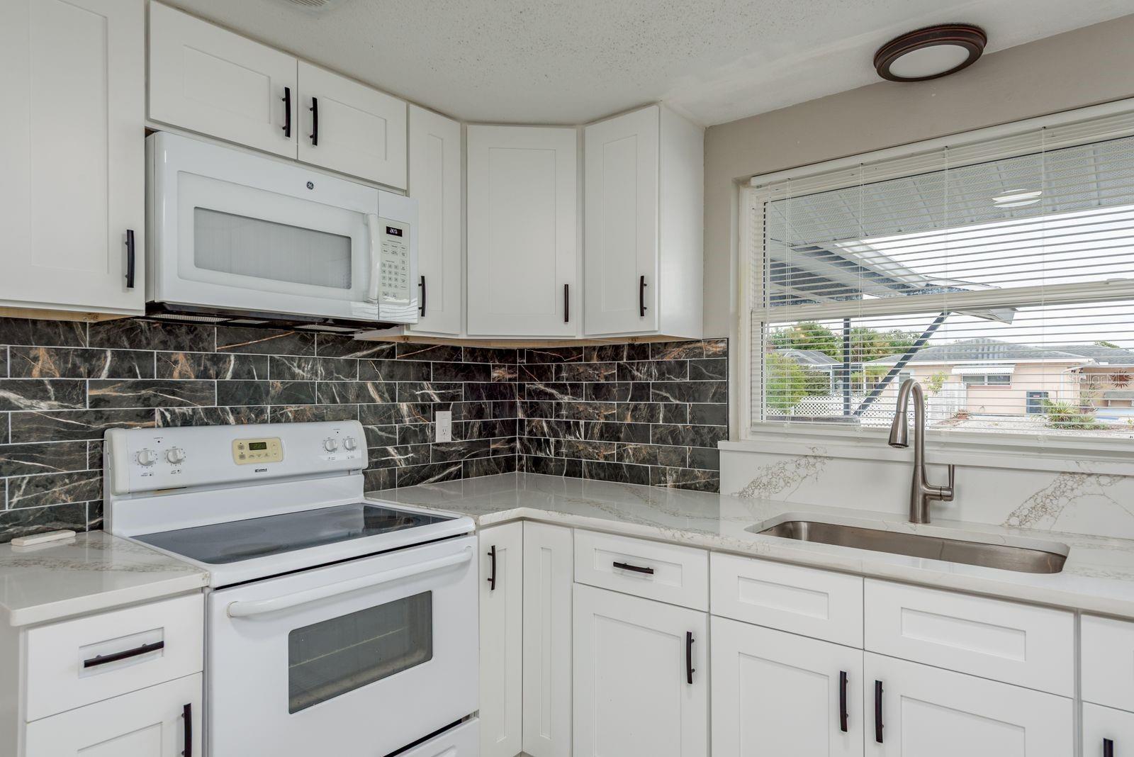 JASMINE LAKES - Residential Lease