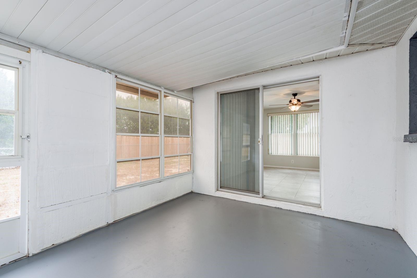 JASMINE LAKES - Residential Lease