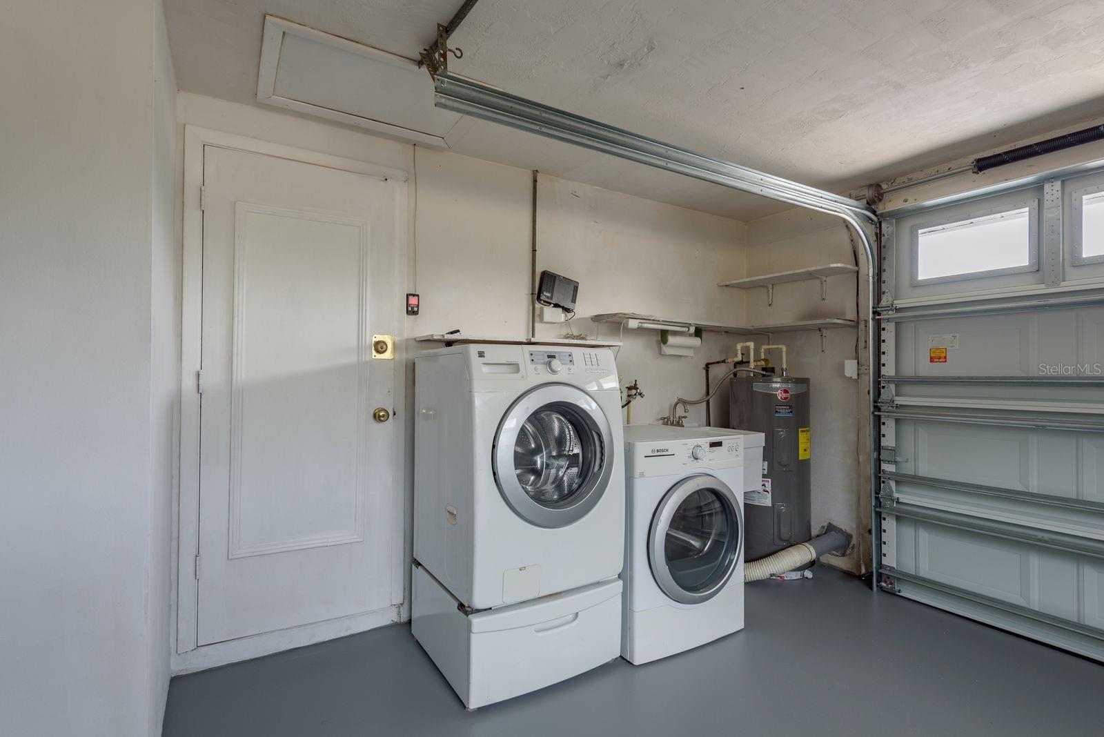 JASMINE LAKES - Residential Lease