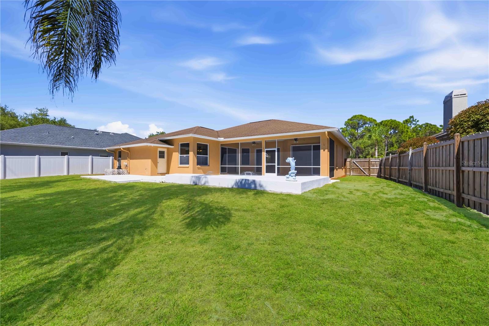 BAY OAKS ESTATES - Residential