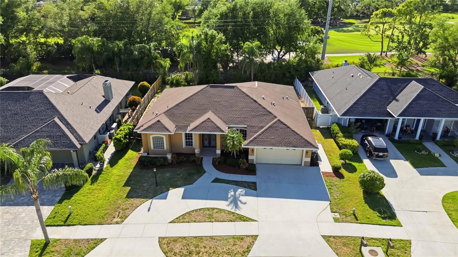 BAY OAKS ESTATES - Residential