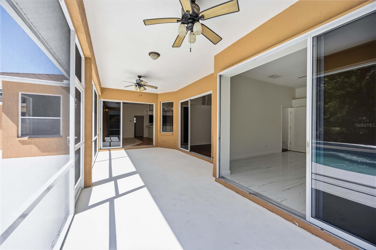 BAY OAKS ESTATES - Residential