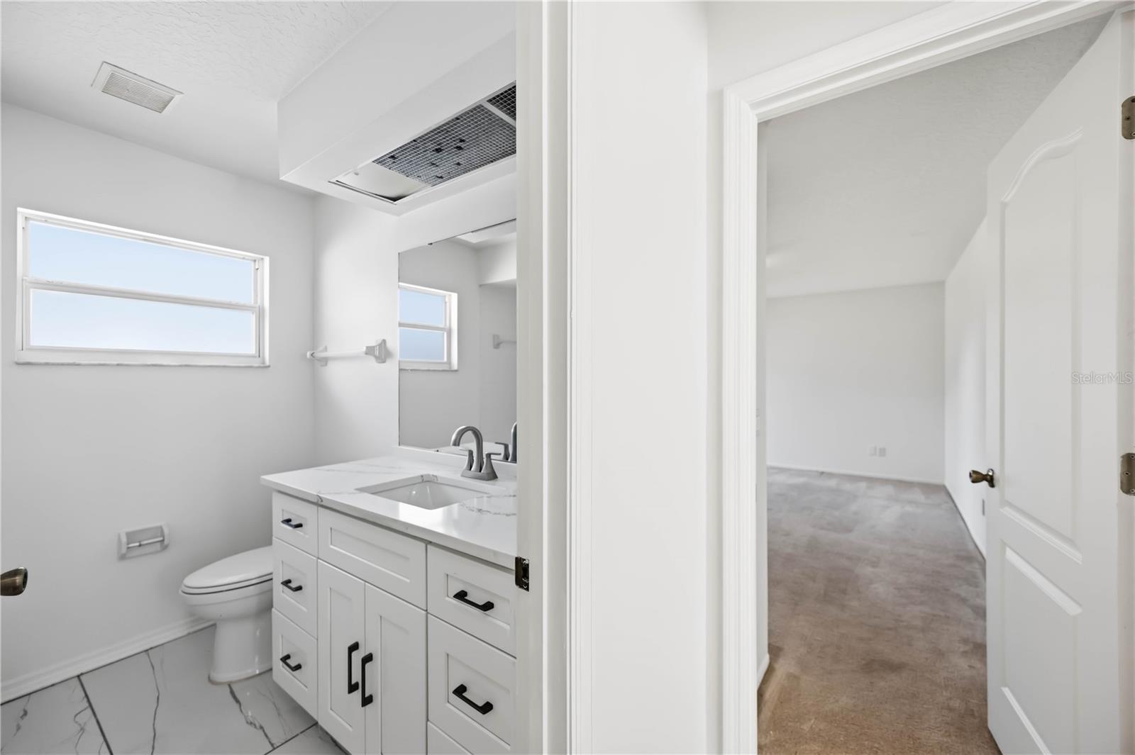 BAY OAKS ESTATES - Residential