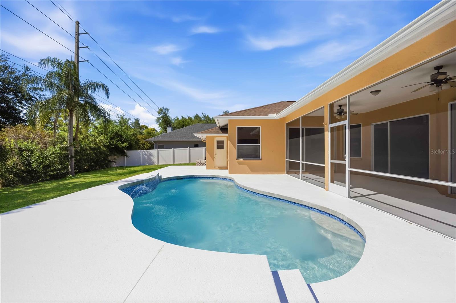 BAY OAKS ESTATES - Residential