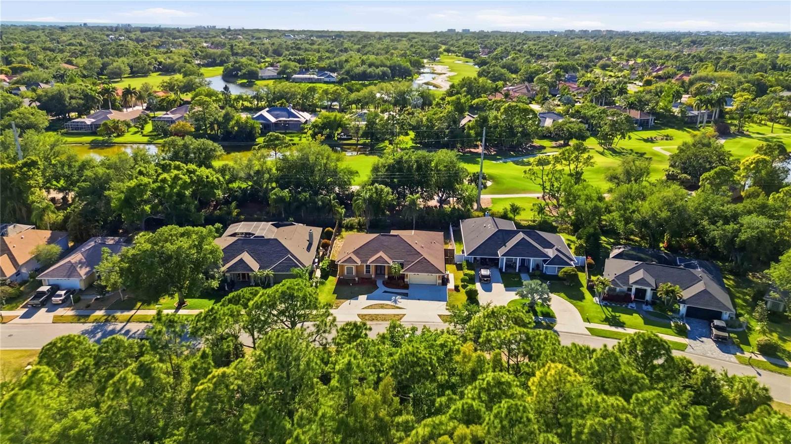 BAY OAKS ESTATES - Residential