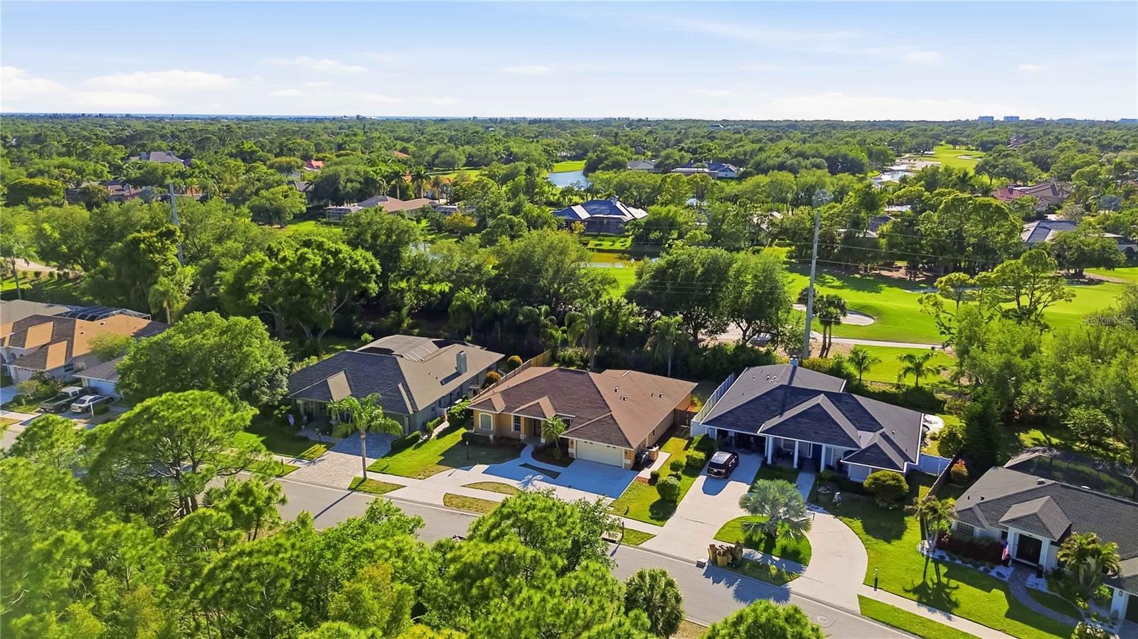 BAY OAKS ESTATES - Residential