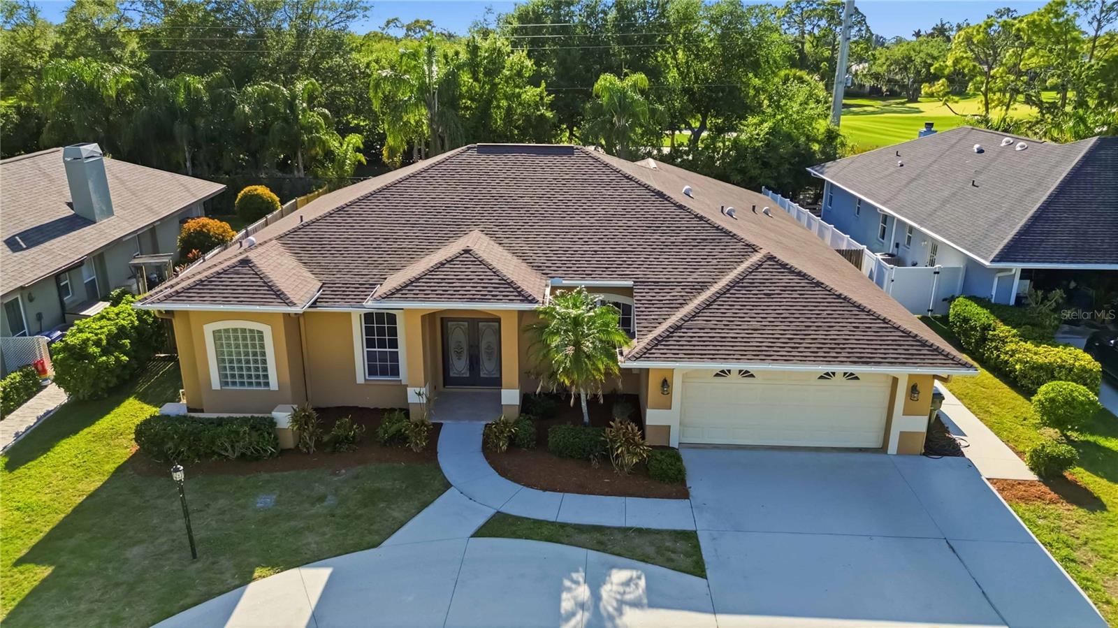 BAY OAKS ESTATES - Residential