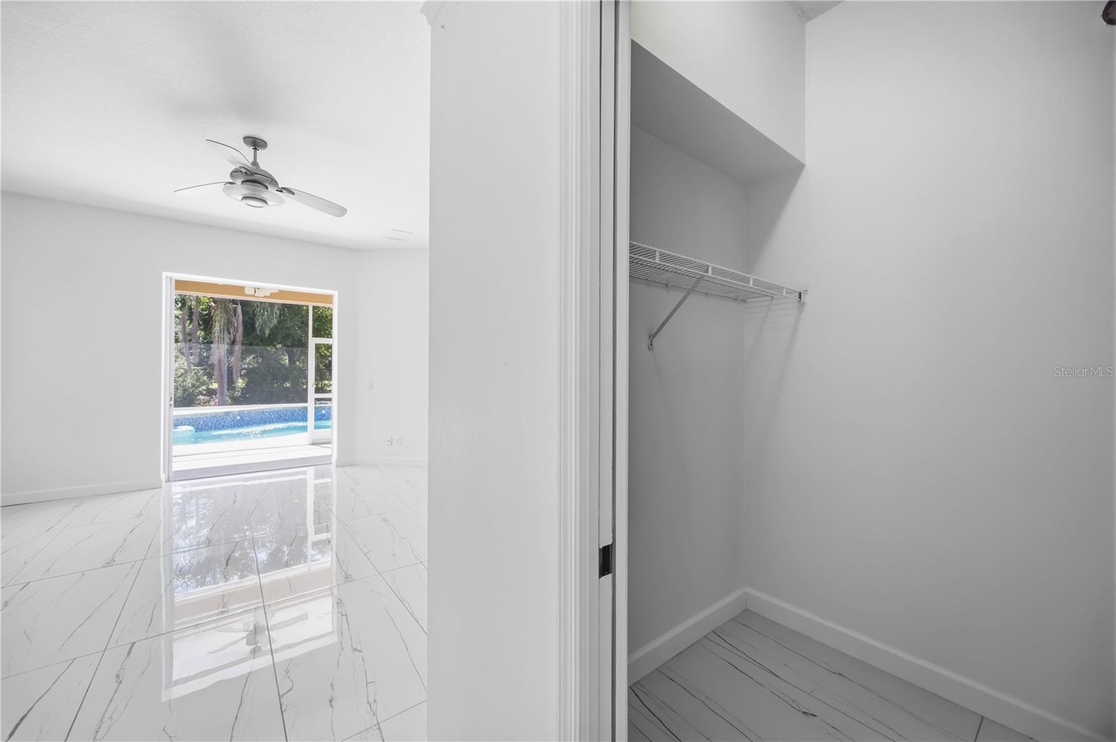 BAY OAKS ESTATES - Residential